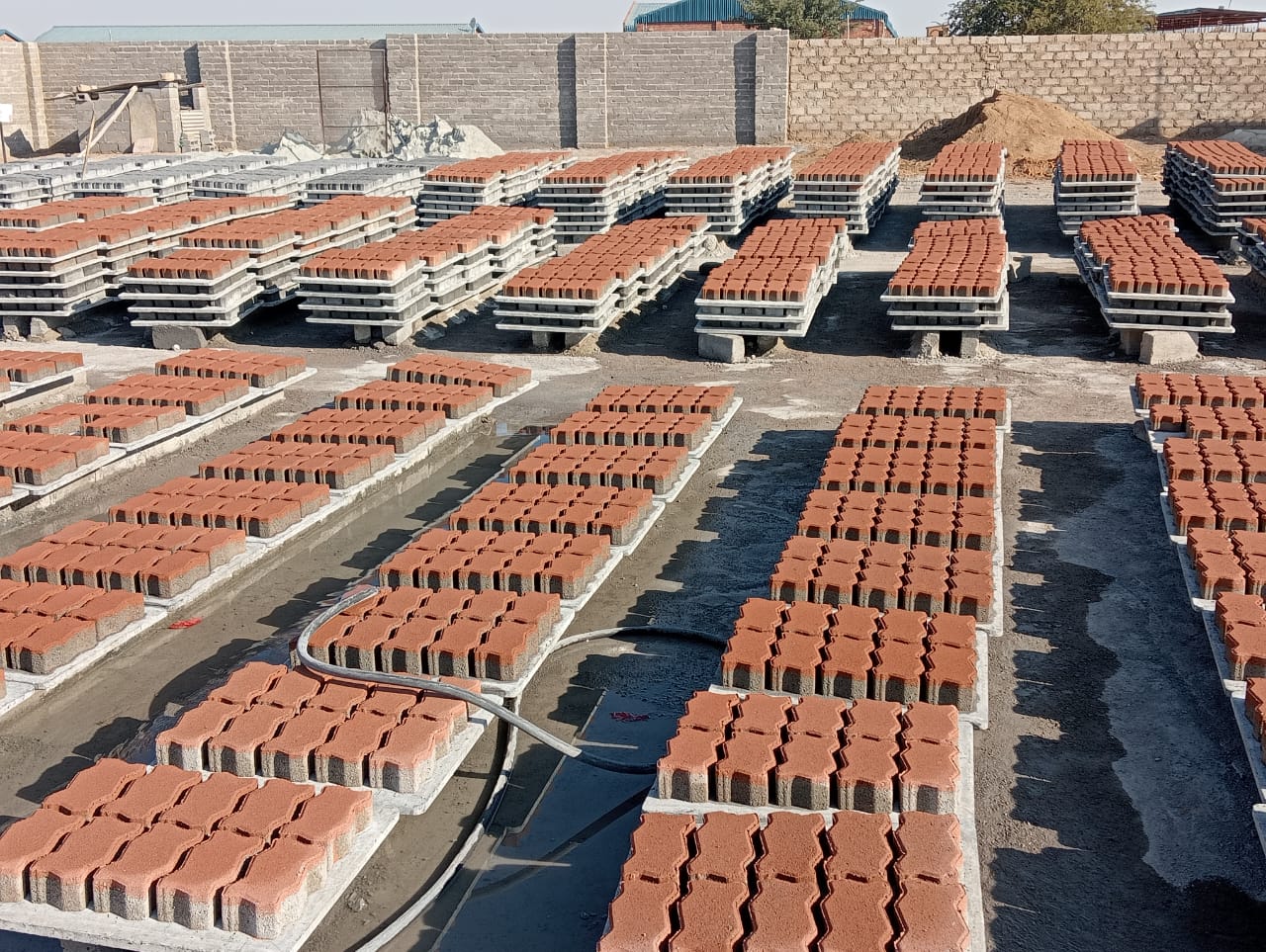 INTERLOCK PAVERS