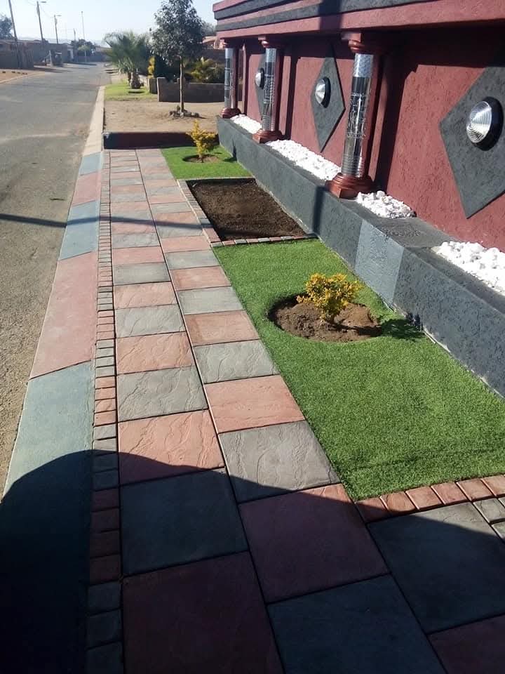 Square pavin
